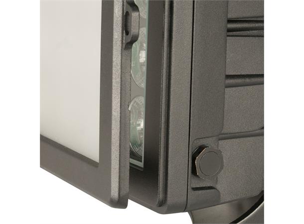 Encore LP32 IP Impressive light output, IP65-rated 