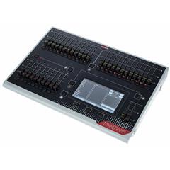 LSC Mantra Lite Lysmikser Easy-to-use compact controller